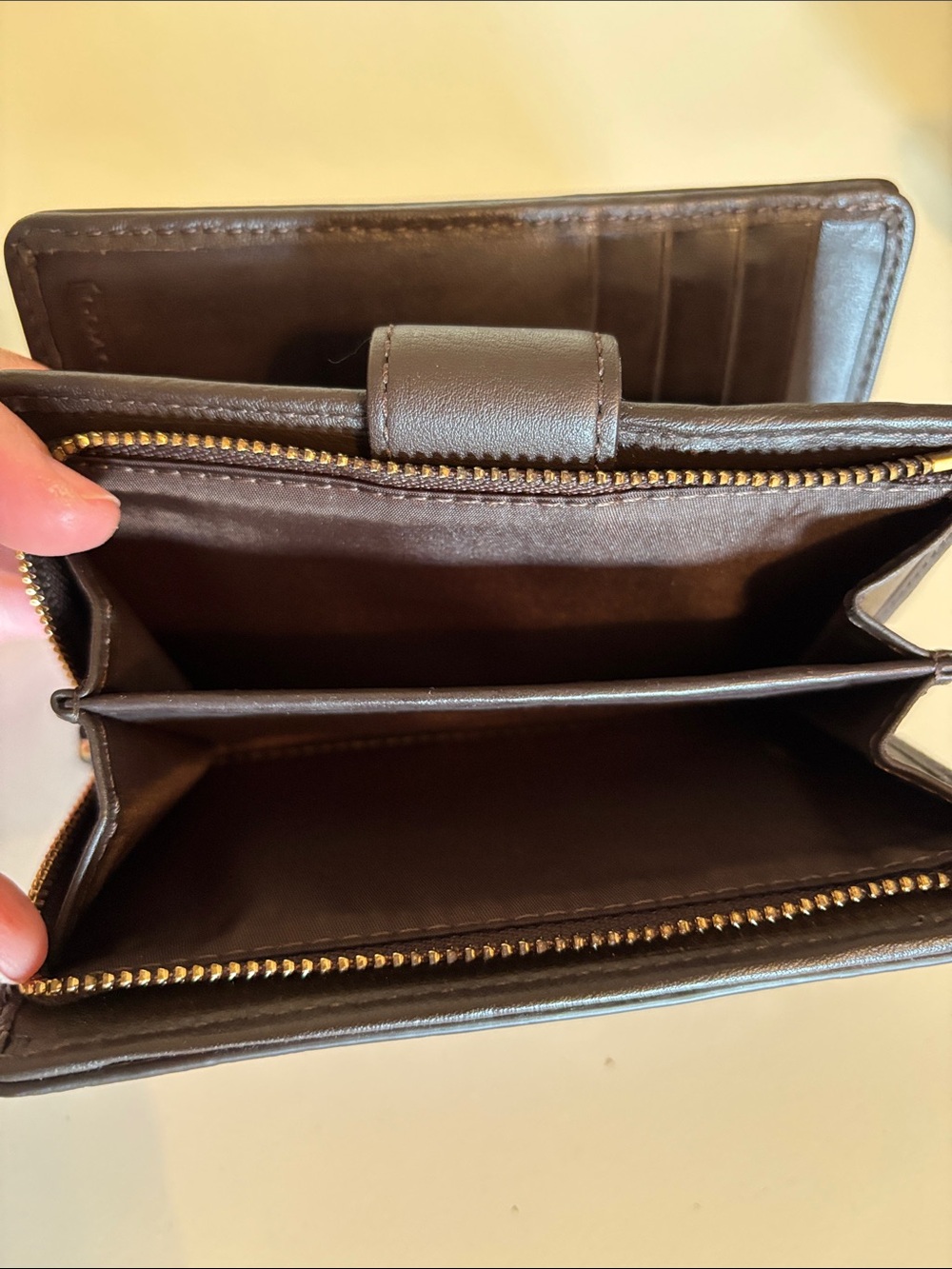 Coach Dark Brown Leather Wallet with Gold Buckle - Picture 5 of 8